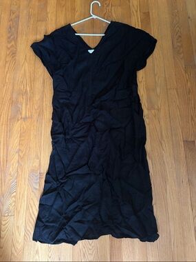Velvet by Mark and Gram Linen Black V-Neck Women's Dress
